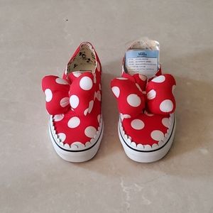 NWT Disney x Vans "Minnie Bow"